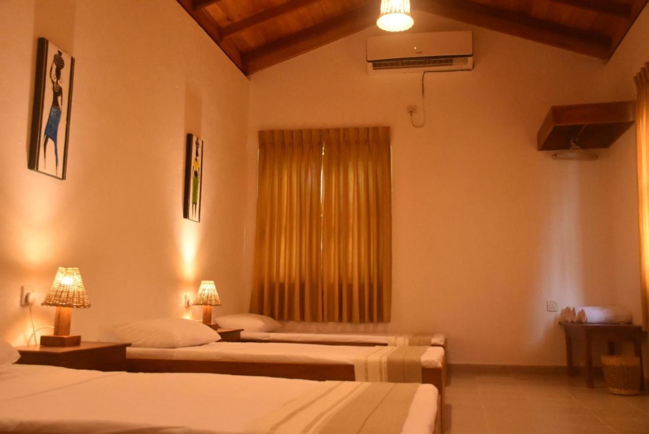 Villa 61 Ambepussa Екстериор снимка