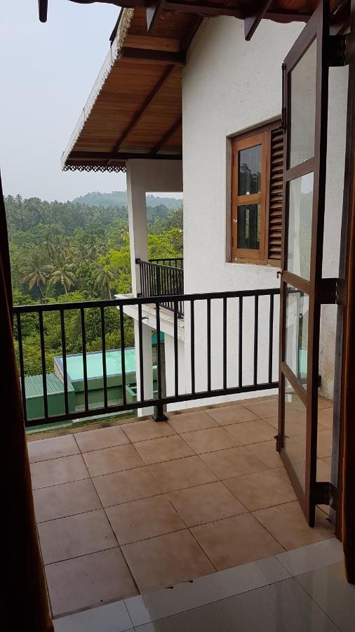 Villa 61 Ambepussa Екстериор снимка