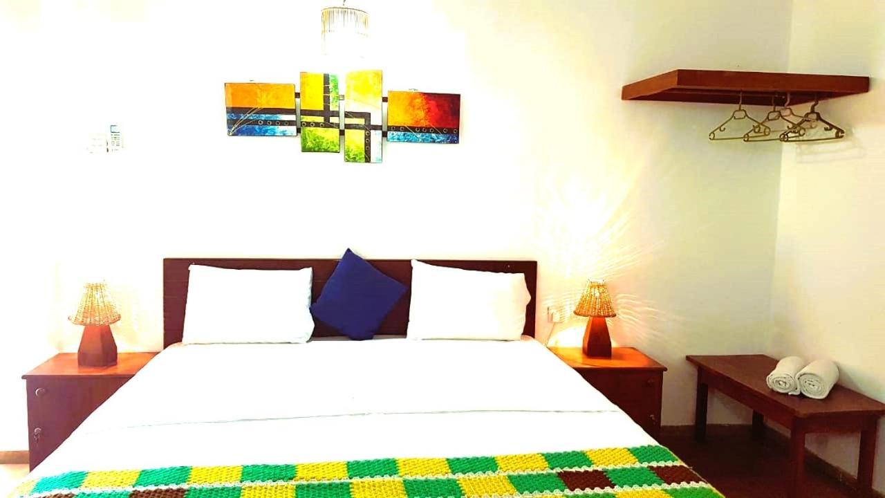 Villa 61 Ambepussa Екстериор снимка
