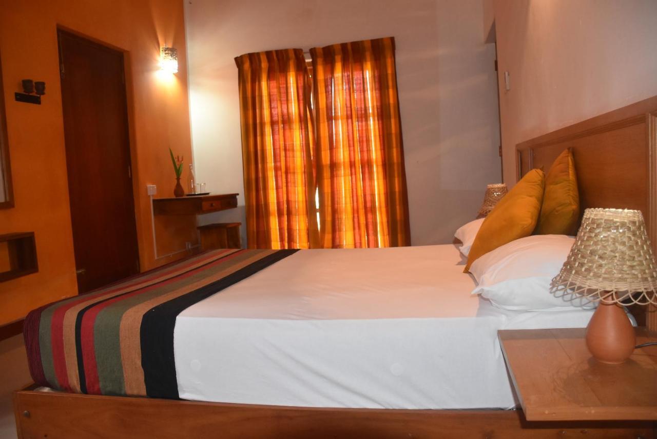 Villa 61 Ambepussa Екстериор снимка